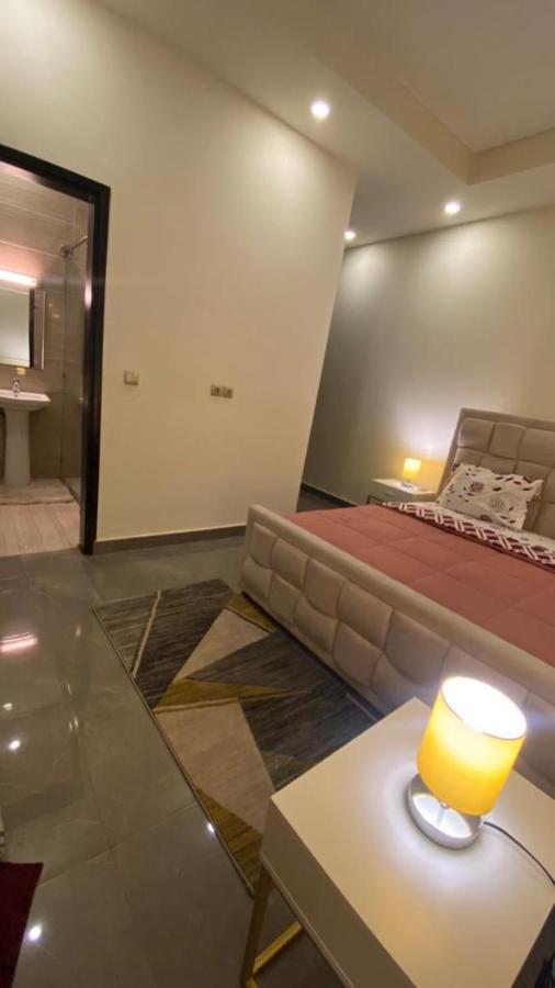 The One Apartment Yaounde Exterior photo